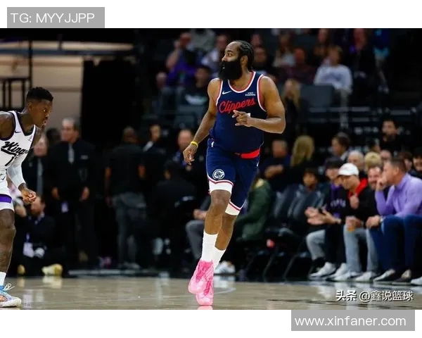 快船引援全军覆没!科林斯上首发崩盘,大洛比尔神经刀,保罗纯废 快船引援全军覆没!科林斯上首发崩盘,大洛比尔神经刀,保罗纯废