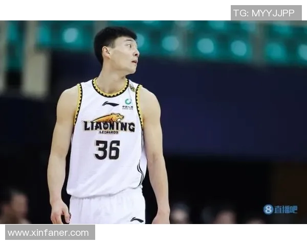 难救主！鄢手骐11中6拿到17分4助 三分6中4