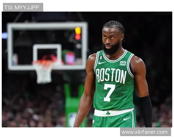 凯尔特人官方庆祝杰伦-布朗当选周最佳球员